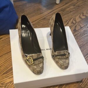 Gucci Women's Brown Pumps